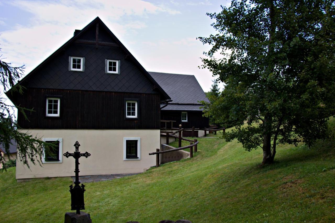 Vila Chaloupka Slaměnka Loučná pod Klínovcem Exteriér fotografie