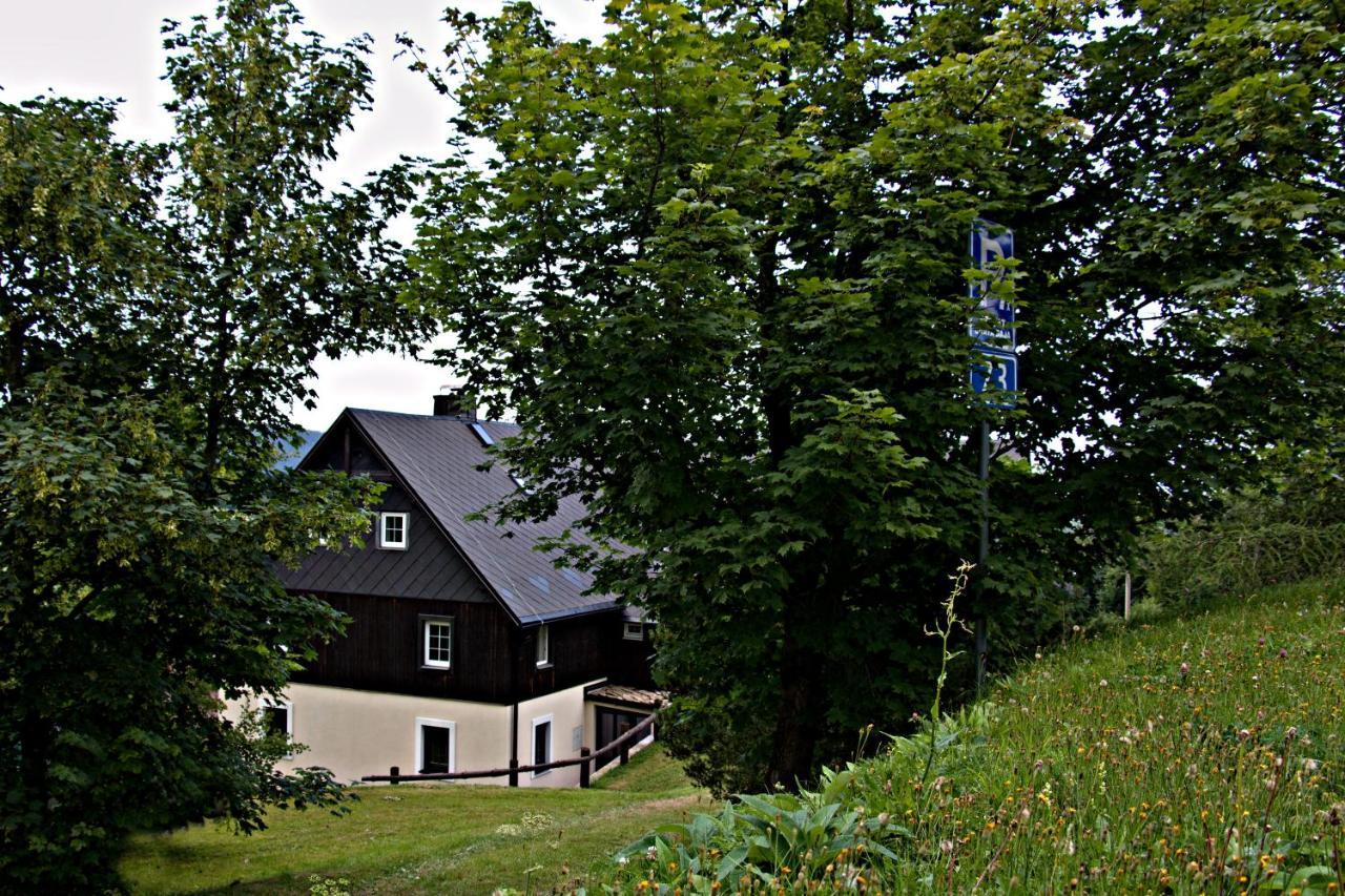 Vila Chaloupka Slaměnka Loučná pod Klínovcem Exteriér fotografie